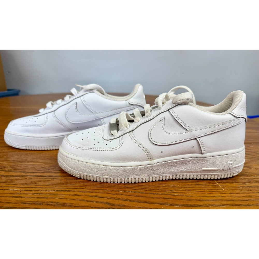 Nike Air‎ Force 1 LE Low Triple Size 6 Youth